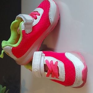 Carter's Light Up Running Shoes Size 7